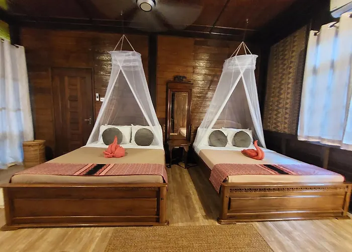 Ombak Dive Resort Perhentian Island